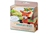 folia 23907 - Mini Häkelset Fuchs, Komplettset zur Erstellung von einem selbst gehäkelten niedlichen Fuchs, ca. 8 - 9 cm groß, für Kinder ab 8 Jahren und Erwachsene, als Geschenk